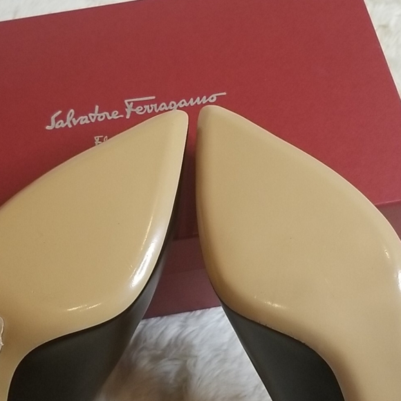 Salvatore Ferragamo Susi Leather Heels Size 10.5 - Picture 8 of 8